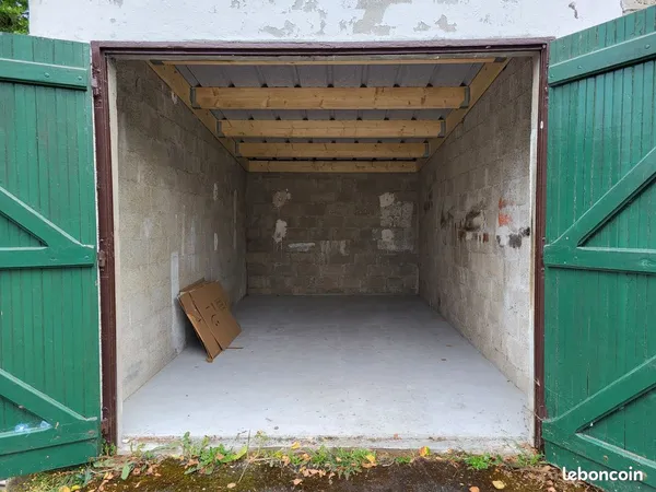 Box à louer proche Lycée Lesage