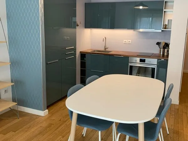 Location meublée appartement 2 pièces 53 m² Clichy (92110) 1.530