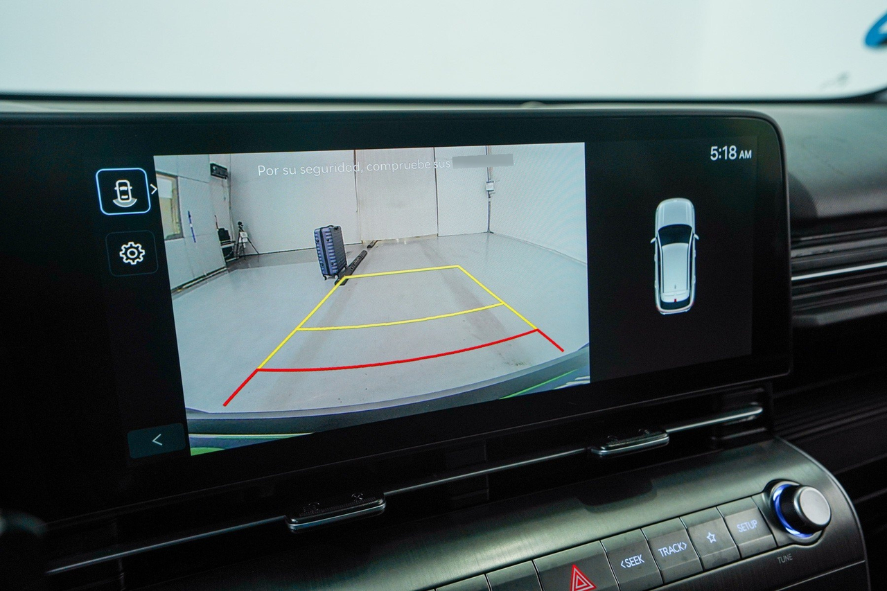 Hyundai Kona — photo 28