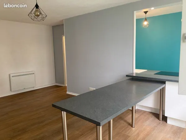 Location F2 48m2 secteur IUT Charlemagne/Thermal