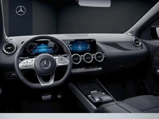 Mercedes Gla 200 amg line — photo 10