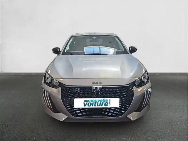 Peugeot 208 turbo 100 ch bvm6 — photo 23
