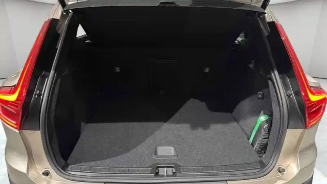 Volvo Xc40 t4 recharge 129+82 ch dct7 — photo 5