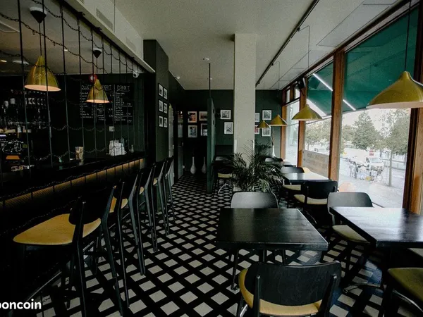 Restaurant 170 m² LEVALLOIS PERRET