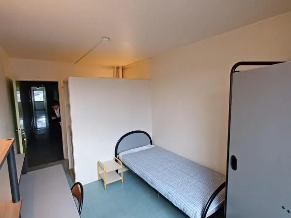 Chambre 1 pièce 12 m²