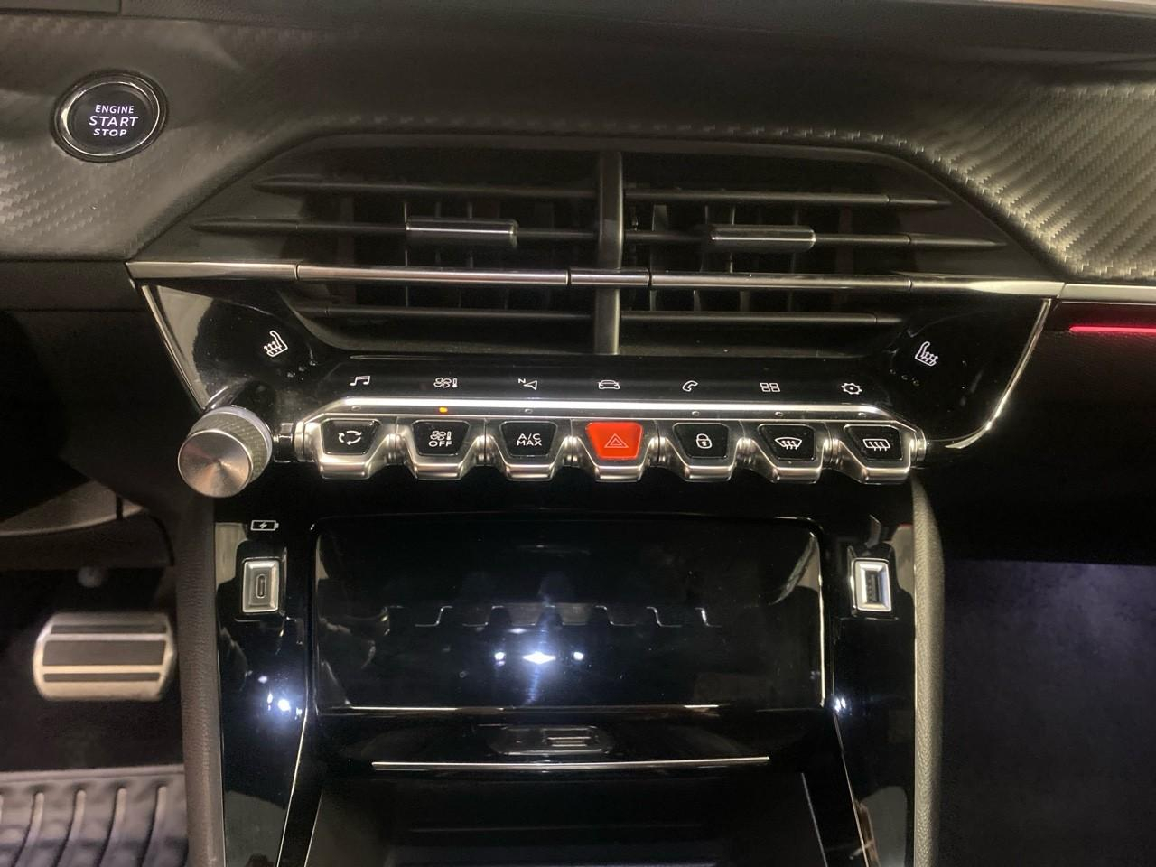 Peugeot 208 puretech 100 s&s eat8 gt pack — photo 17