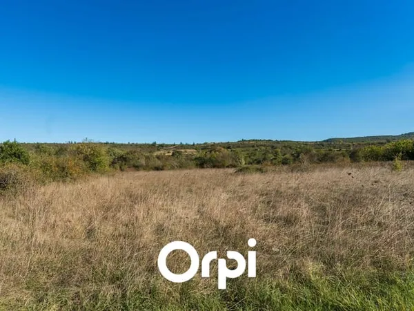 Terrain 7680 m²