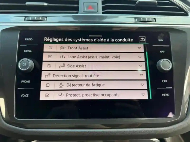 Volkswagen Tiguan 2.0 tdi 200ch r-line exclusive 4motion dsg7 — photo 24