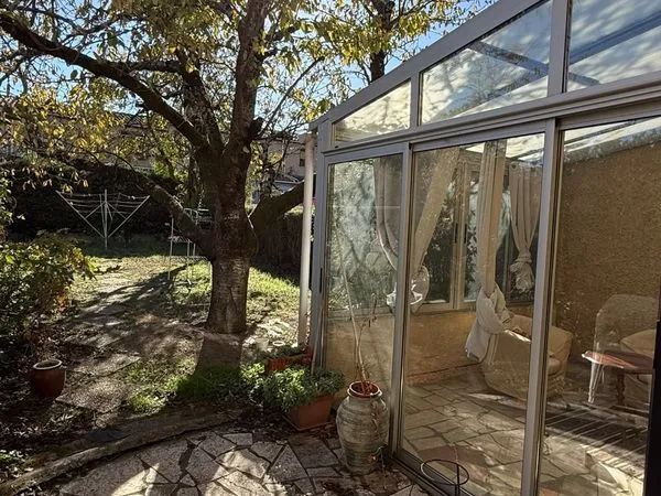 Toulouse 31100 Maison T5 de 90m2 avec garage véranda et jardin