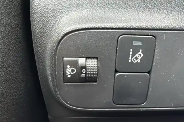 Citroën C3 puretech 83 s&amp;s bvm5 — photo 39