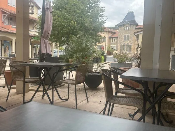 Vends fond de commerce restaurant bar