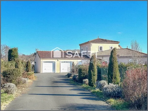 Très belle villa 4 chambres avec piscine