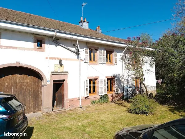 Maison 9 pièces 243 m²