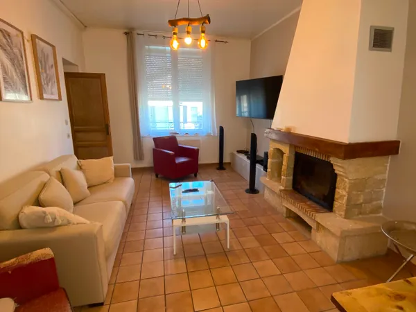 Maison 6 pièces 160 m²