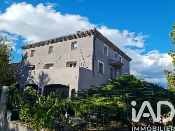 Maison 9 pièces 140 m²