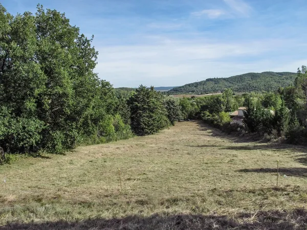 Terrain 1580 m²
