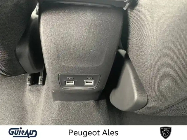 Peugeot 208 puretech 100 s&amp;s eat8 — photo 32