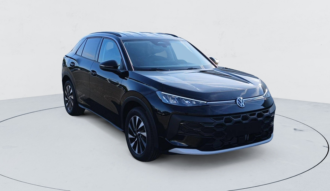 Volkswagen T-Roc — photo 7