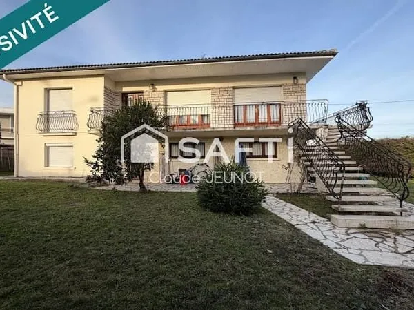Maison 6 pièces 210 m²