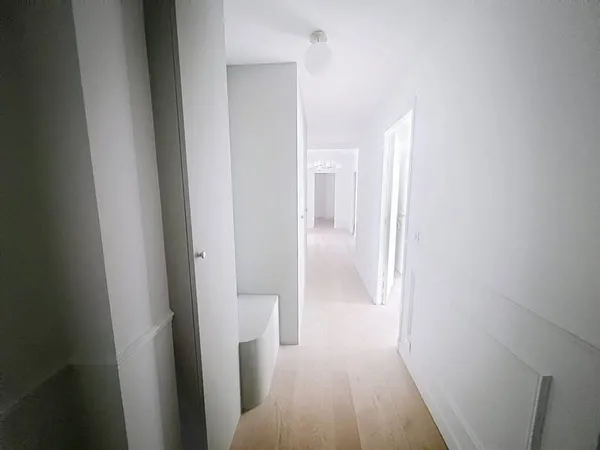 Appartement 6 pièces 170 m²