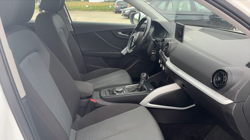 Audi Q2 1.4 TFSI 150 S-Tronic 7 - Design – 2017 – 64626 km – Essence – Boîte Automatique — photo 11
