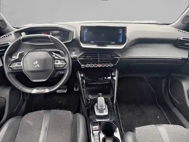 Peugeot 2008 puretech 130 s&amp;s eat8 — photo 8