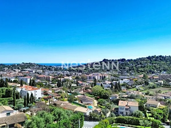 Villa de 168m² - Vue mer & collines - 4 Chambres - Piscine