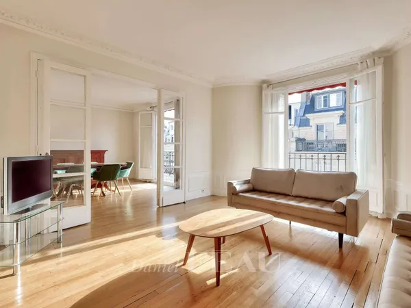 Appartement 5 pièces 144 m²