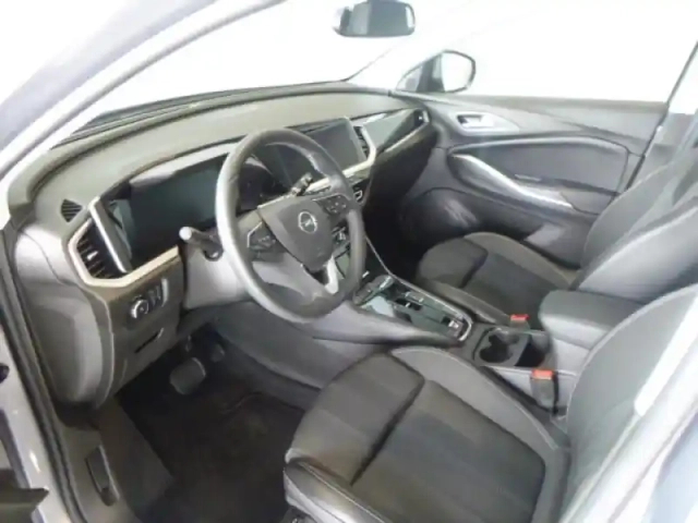 Opel Grandland 1.2 turbo 130ch gs bva8 — photo 12