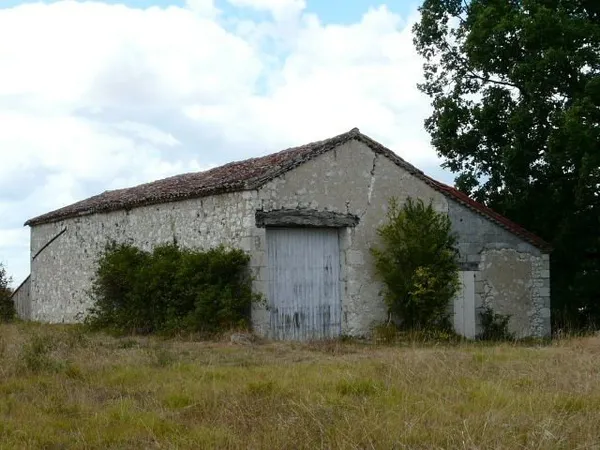 Grange En Pierre Sur 2 Ha