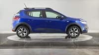 Dacia Sandero 1.0 TCe 90ch Stepway Confort — photo 4