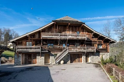 Appartement 4 pièces 144 m²