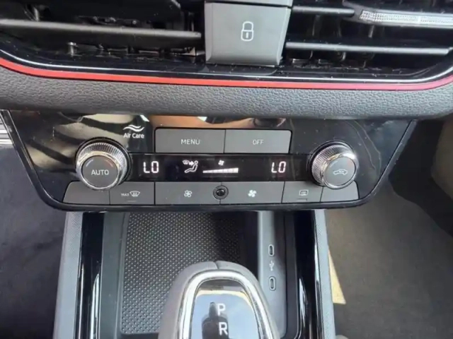 Skoda Kamiq 1.0 tsi evo 2 116ch monte carlo dsg7 — photo 15
