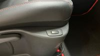 Renault Clio 1.6 T 220ch RS Trophy EDC 5p — photo 31