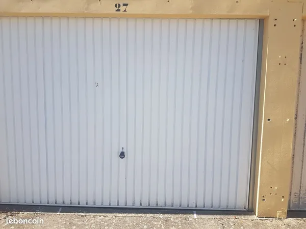 Bourges Garages fermés à vendre quartier Mazières