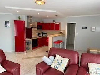 Location a l'annee villa meublee climatisee