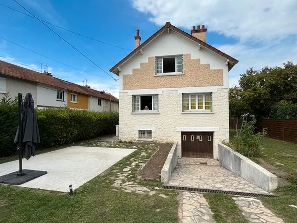 Maison lumineuse de 114 m², plein Sud, 4 chambres, jardin clos de 650 m²