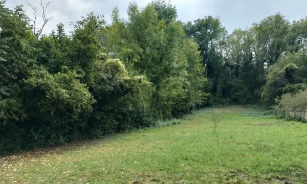 Terrain 1224 m²