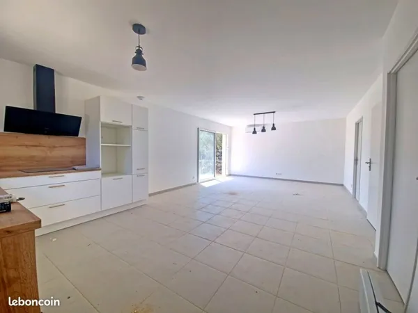 Villa 4 pièces 85 m²