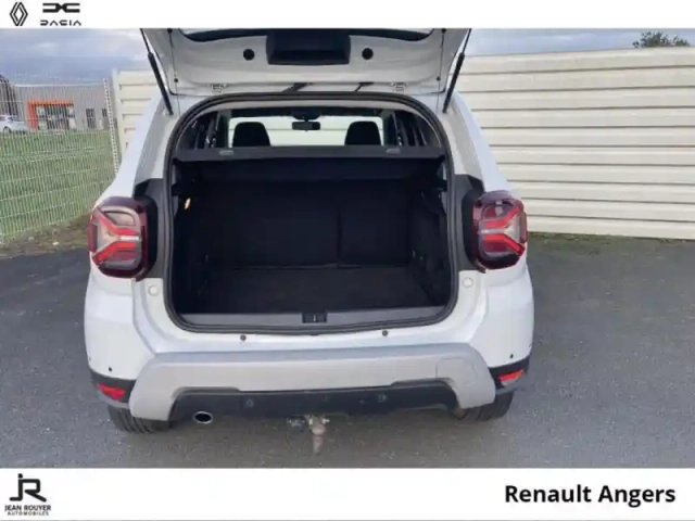 Dacia Duster 1.5 blue dci 115ch prestige + 4x2 — photo 7
