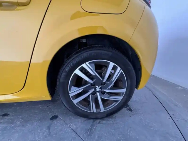 Peugeot 208 puretech 100 s&amp;s bvm6 — photo 45