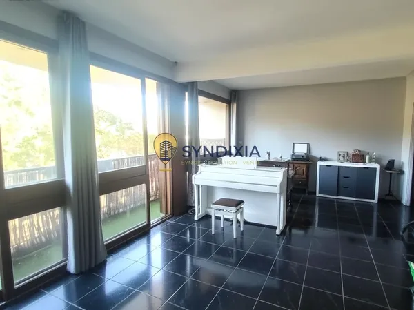 Appartement 4 pièces 77 m²