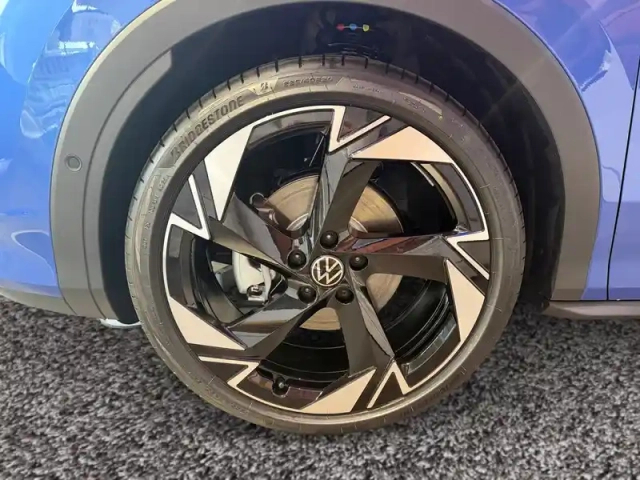 Volkswagen T-Roc 1.5 etsi evo2 hybrid 150 ch dsg7 — photo 9