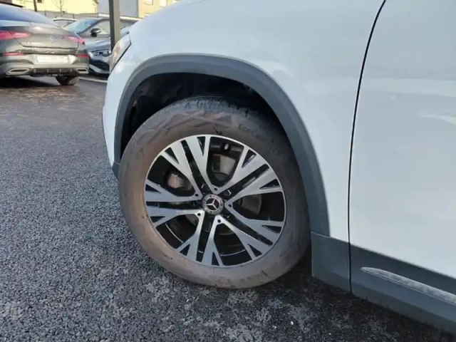 Mercedes Gla 180 progressive line — photo 38