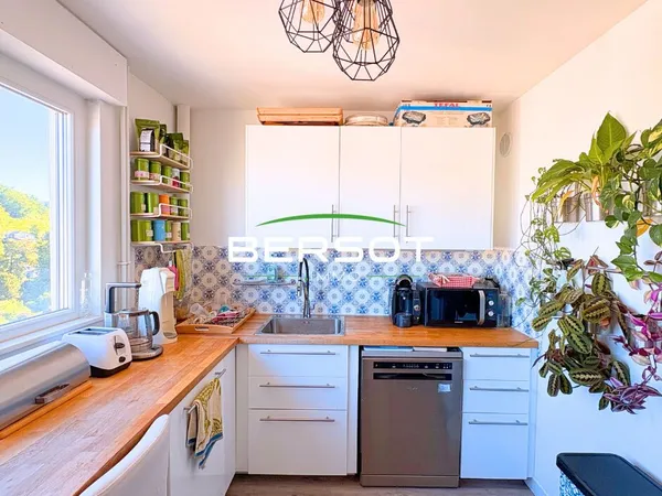 Appartement 4 pièces 75 m²