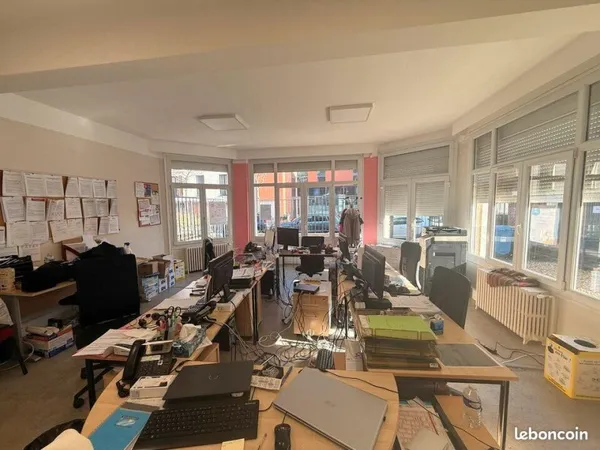 Bureaux 176 m² BEAUVAIS