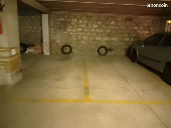 Parking double porte d'orleans
