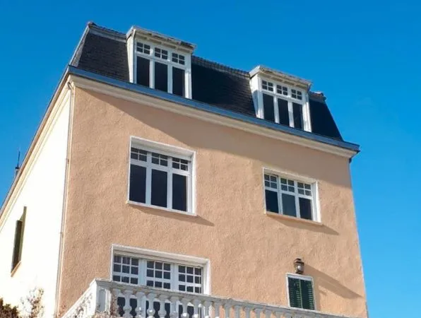 Propriété 9 pièces 198 m²