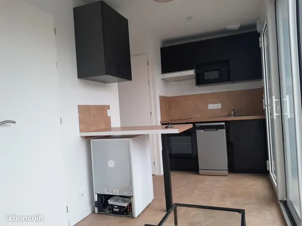 Appartement T3 de 33 m2 à louer meublé (climatisé)