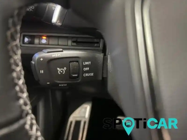 Peugeot 3008 1.2 puretech 130ch s&amp;s roadtrip eat8 — photo 15